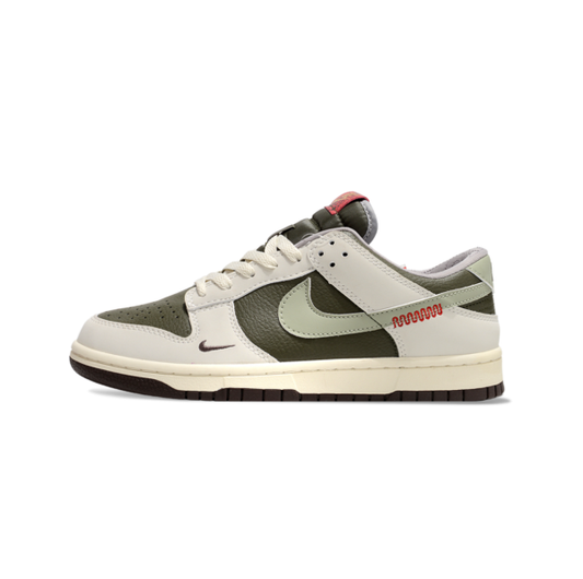 Nike SB Dunk Low